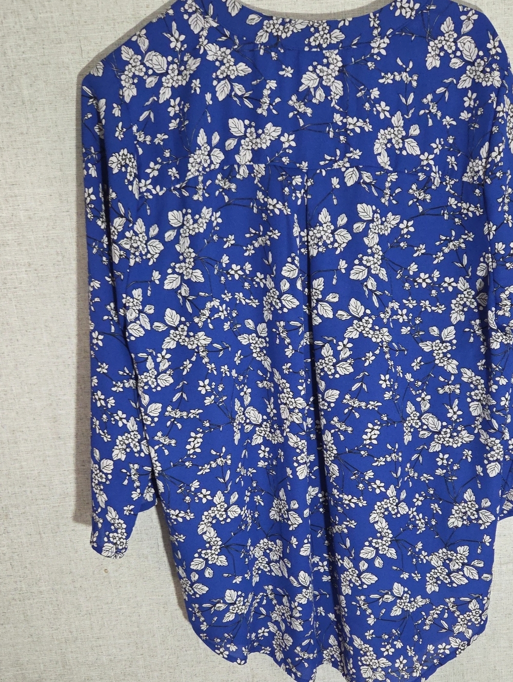 Allison Joy Sz M Royal Blue White Floral Tie-Neck Tunic - Picture 4 of 4